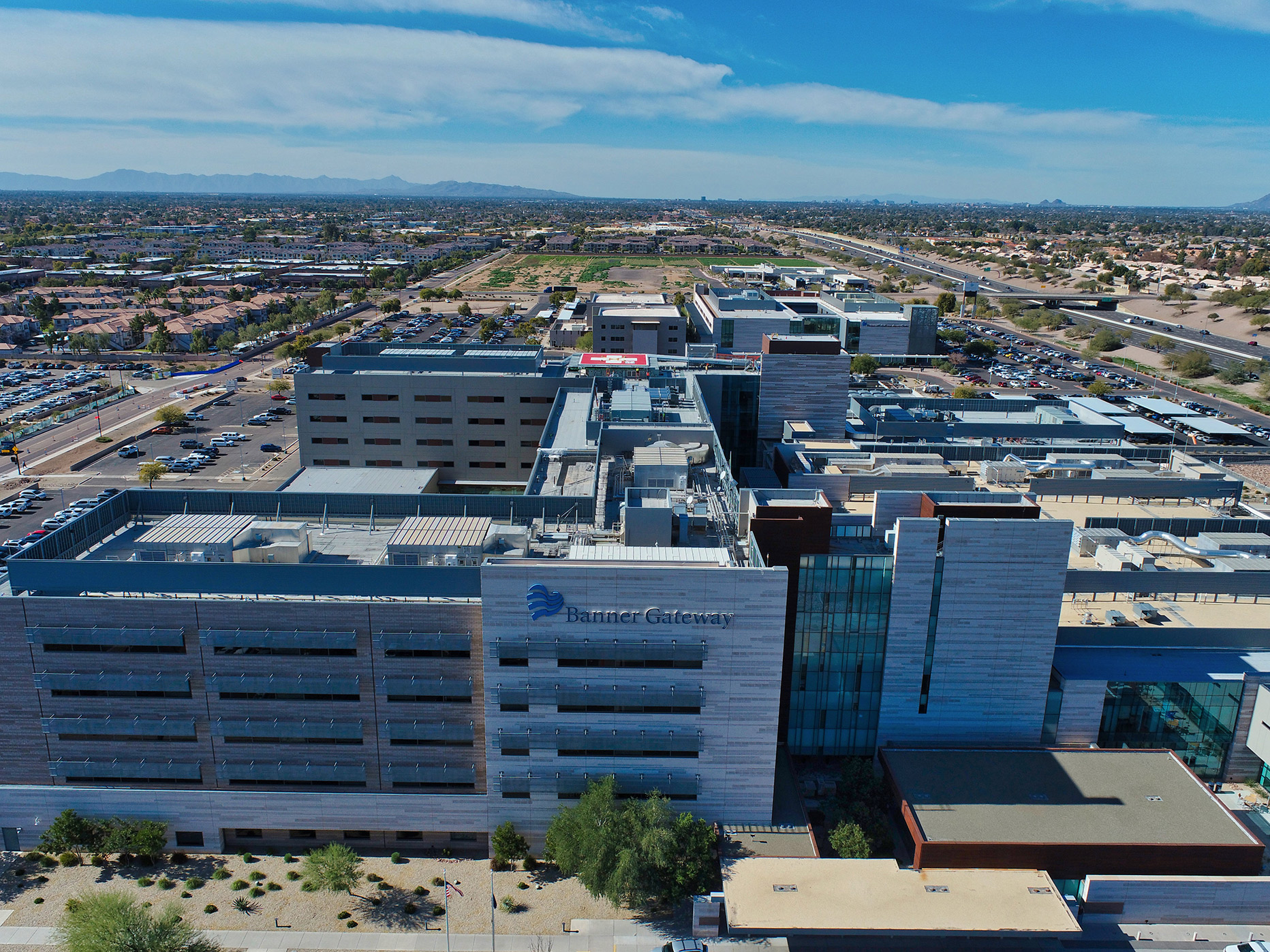Banner Gateway Hospital in Gilbert, AZ. Both images courtesy of Sto Corp.