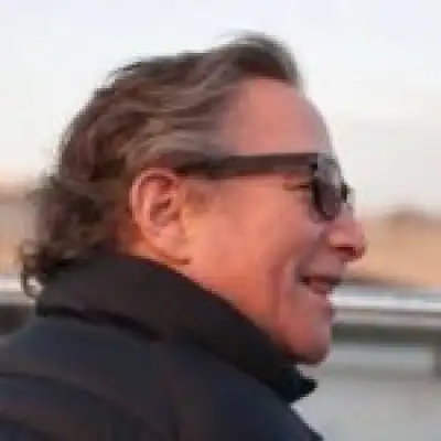 lloyd.jpg.249x249 q70 crop smart
