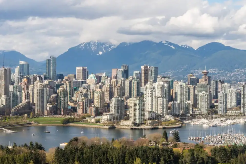 vancouver cityscape 1620840068